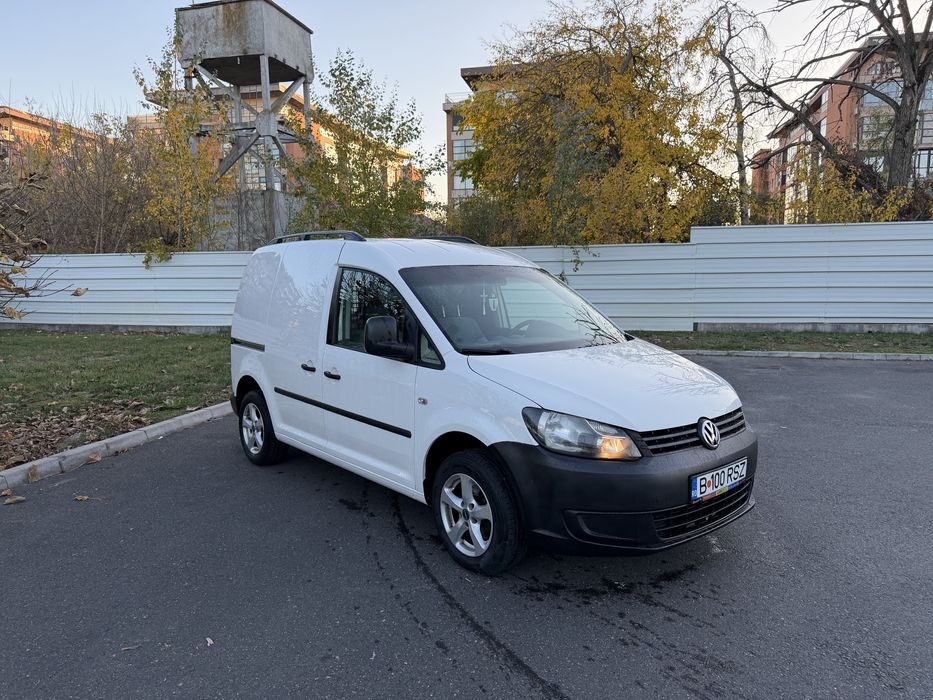 VW Caddy Facelift 1.6 TDI 102cp (istoric service reprezentanta)