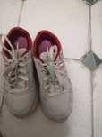 Продавам маратонки Skechers номер 33.5