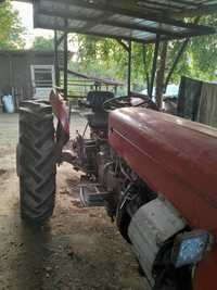 Vând tractor massey ferguson