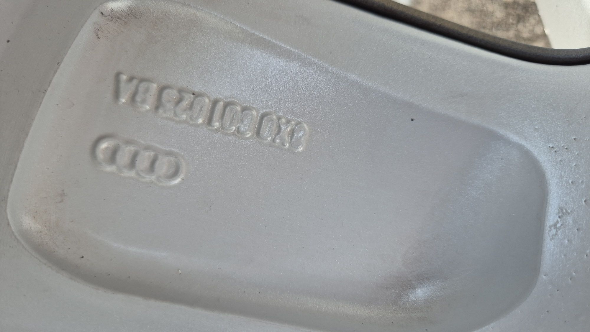 Оригинални джанти Ауди 5/100 Audi A1 X8 5x100