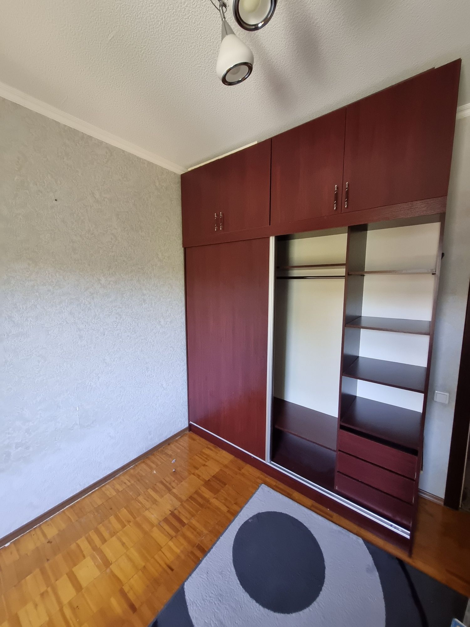 Продам Шкаф купе б/у. Ширина 220см, высота 270см, глубина 60см.
