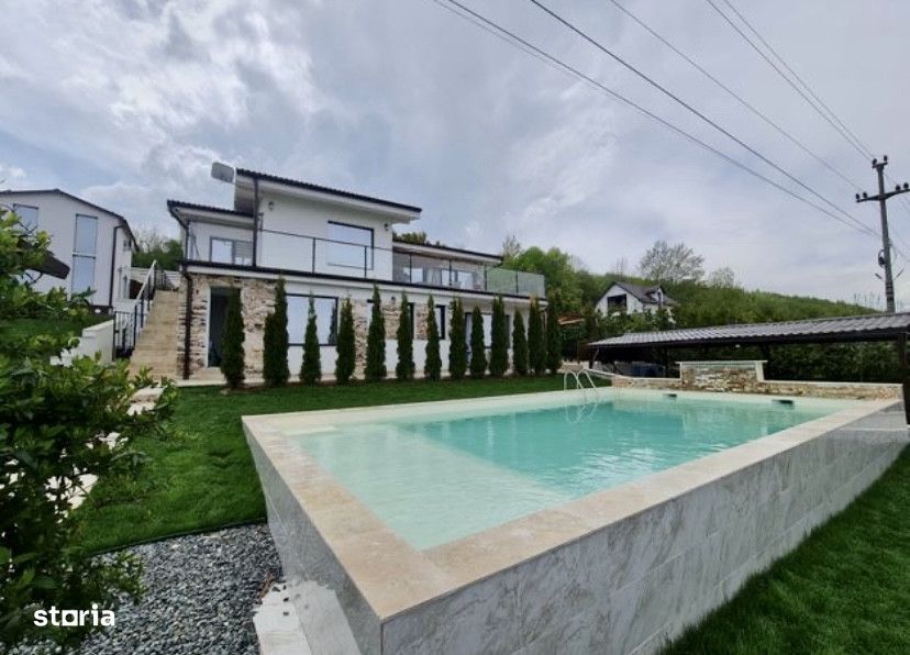 Casa Individuala 5 camere, finisaje si dotari de lux, piscina, zona Fe