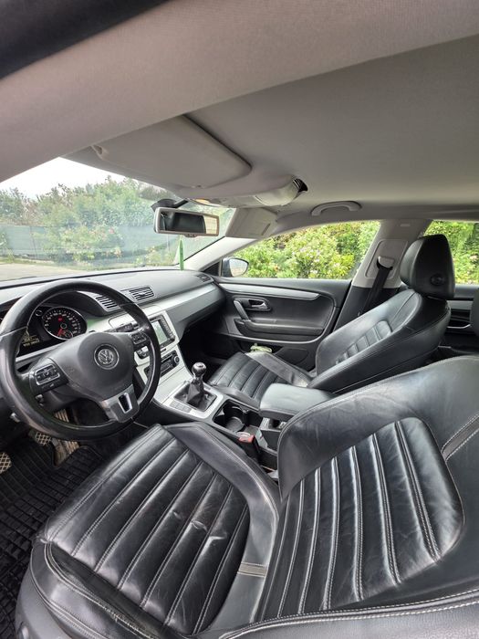 Volkswagen Passat CC 2.0 TDI 140 CP