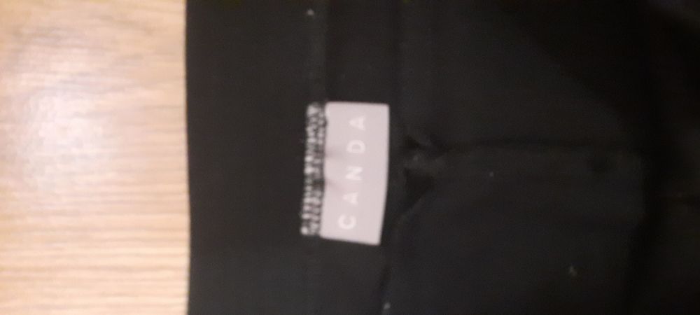 Pantaloni dama moderni