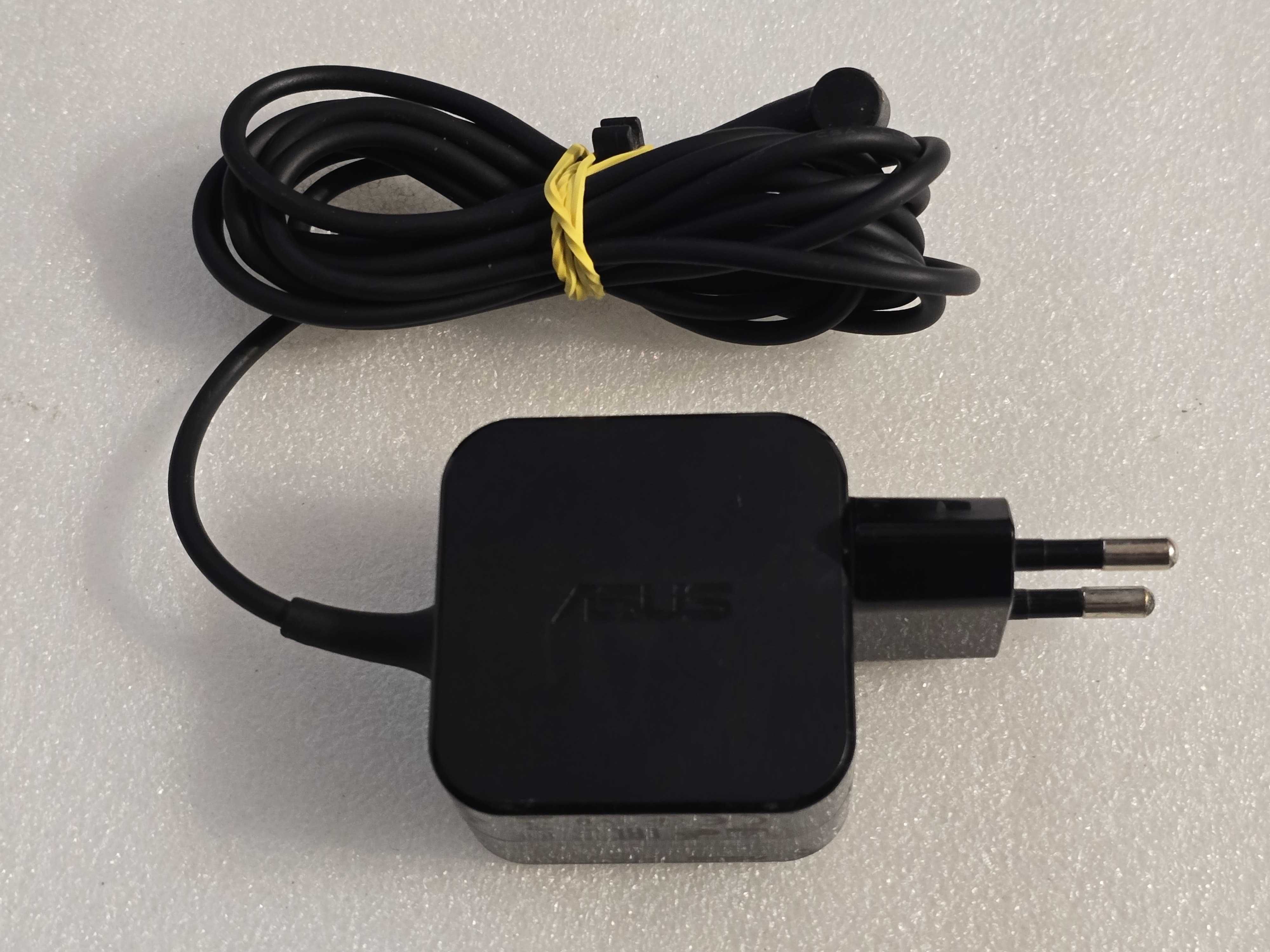 Incarcator laptop Original ASUS 19V 1.75A Mufă: 4.0 x 1.35mm AD2088020