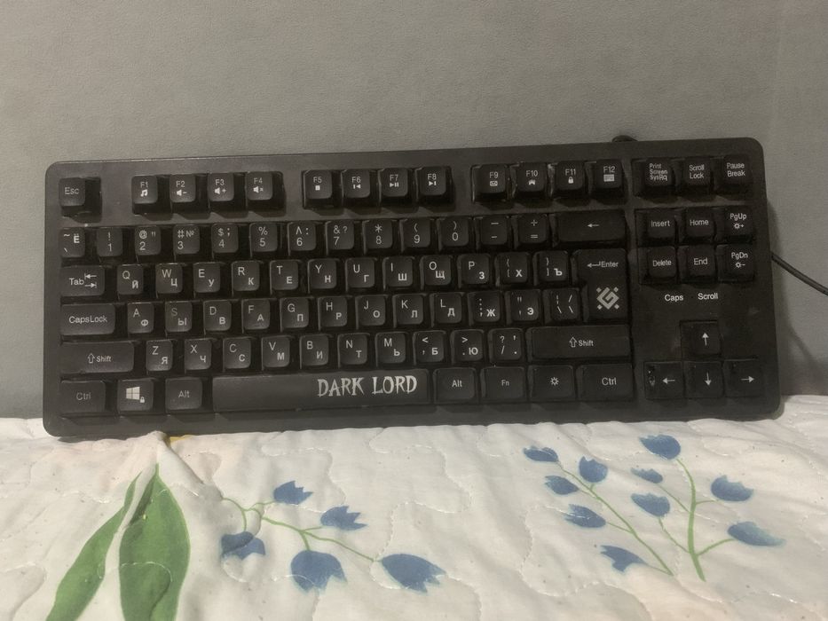 продам мембранную игровую клавиатуру Defender DarkLord