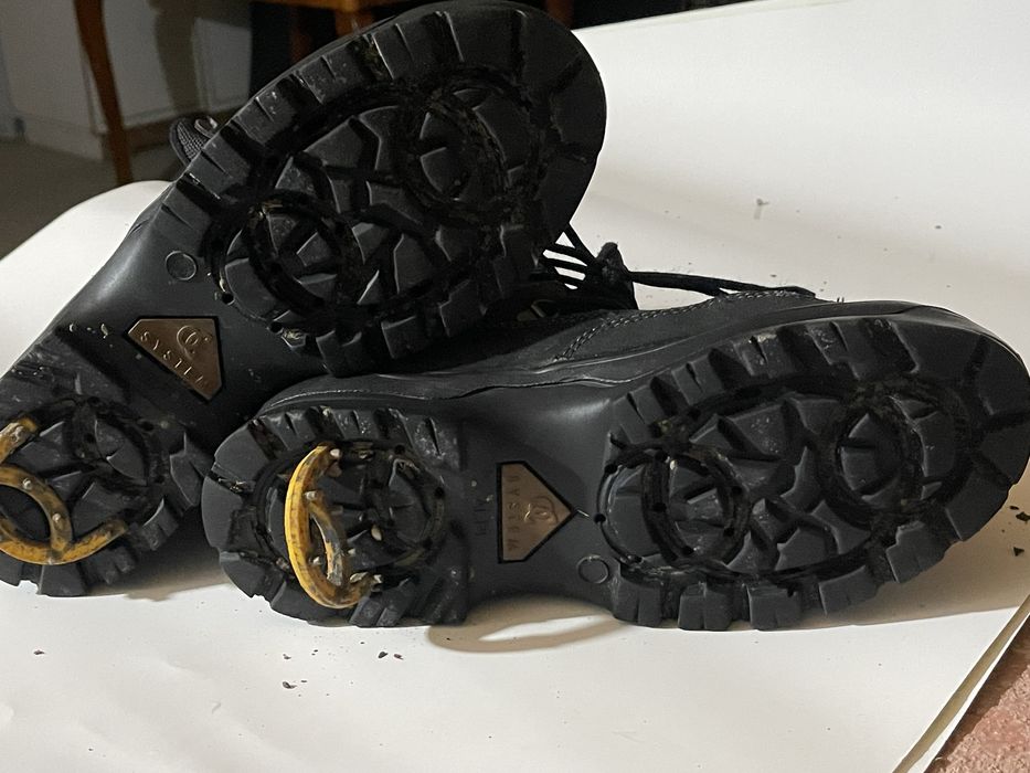 Ghete/bocanci cu alpi system crampoane marime 40