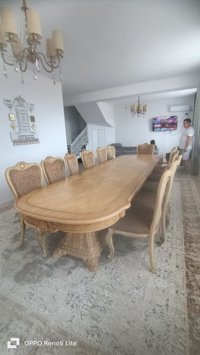 СТОЛ для зал  ,стульчики