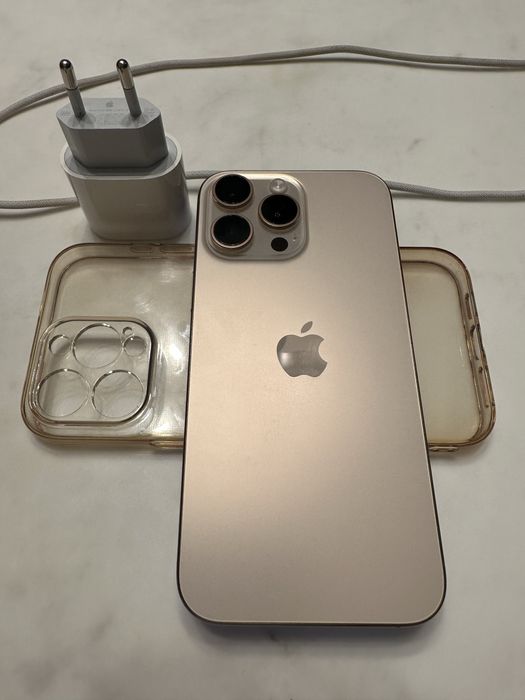 Iphone 16 pro max.  256 GB