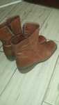 Gheata culoarea castanei ,marime 40