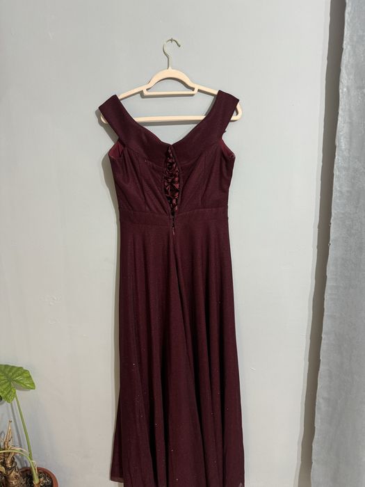 продавам официална рокля