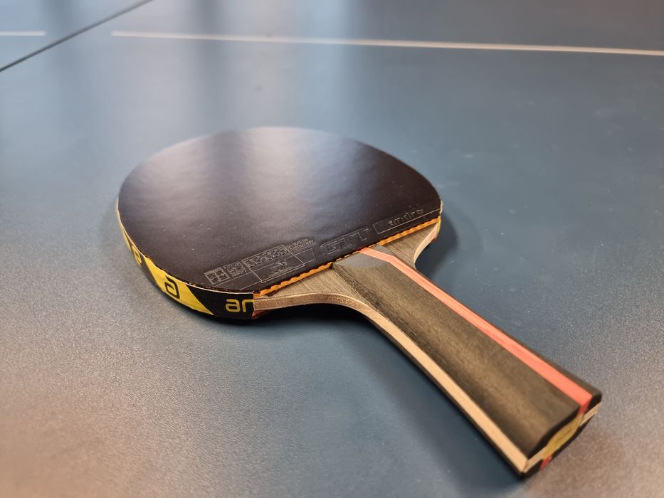 Paleta tenis de masa inizio off / DHS mid. hard 8 / GTT 40