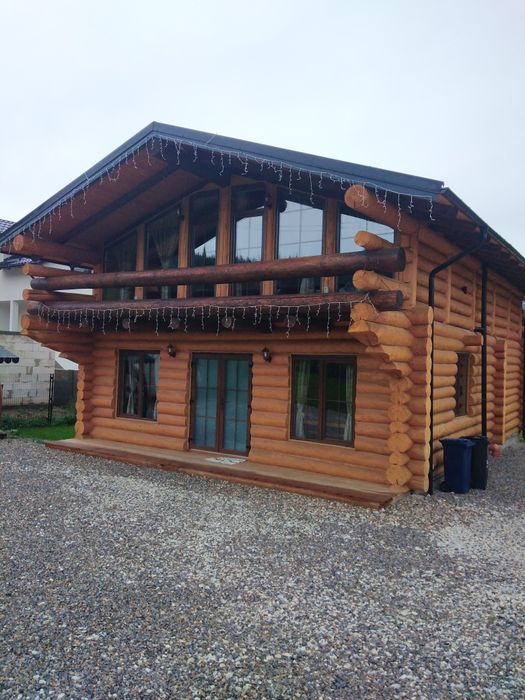 Construiesc case lemn rotund, bustean