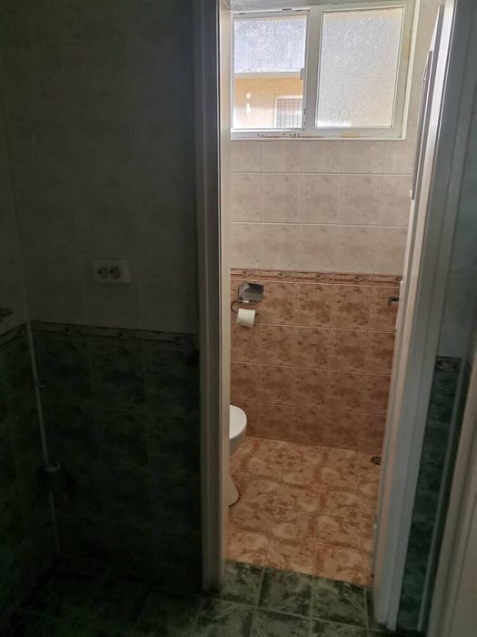 Дава се под наем Двустаен апартамент в Бургас, Лазур - 100 кв.м за 255 € - Снимка #5