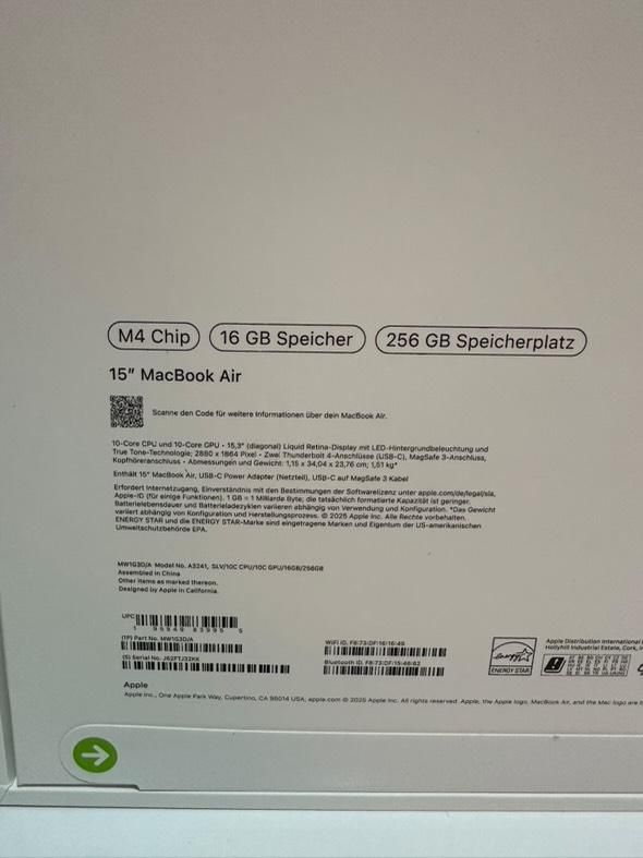 НОВИ лаптопи Apple MacBook Air 2025 15-inch, M4 chip, 16GB RAM, 256GB