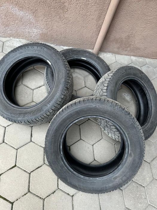 Продам зимнюю резину 185/65/15