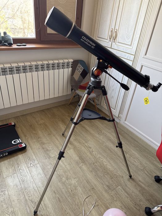 Продам Телескоп Celestron AstroMaster 90x1000