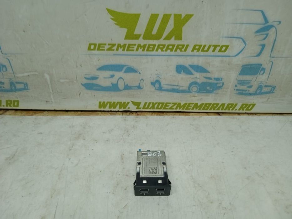 Modul USB 8711938 BMW Seria 7 G11/G12 [facelift] [2019 - 2020] 3.0 d