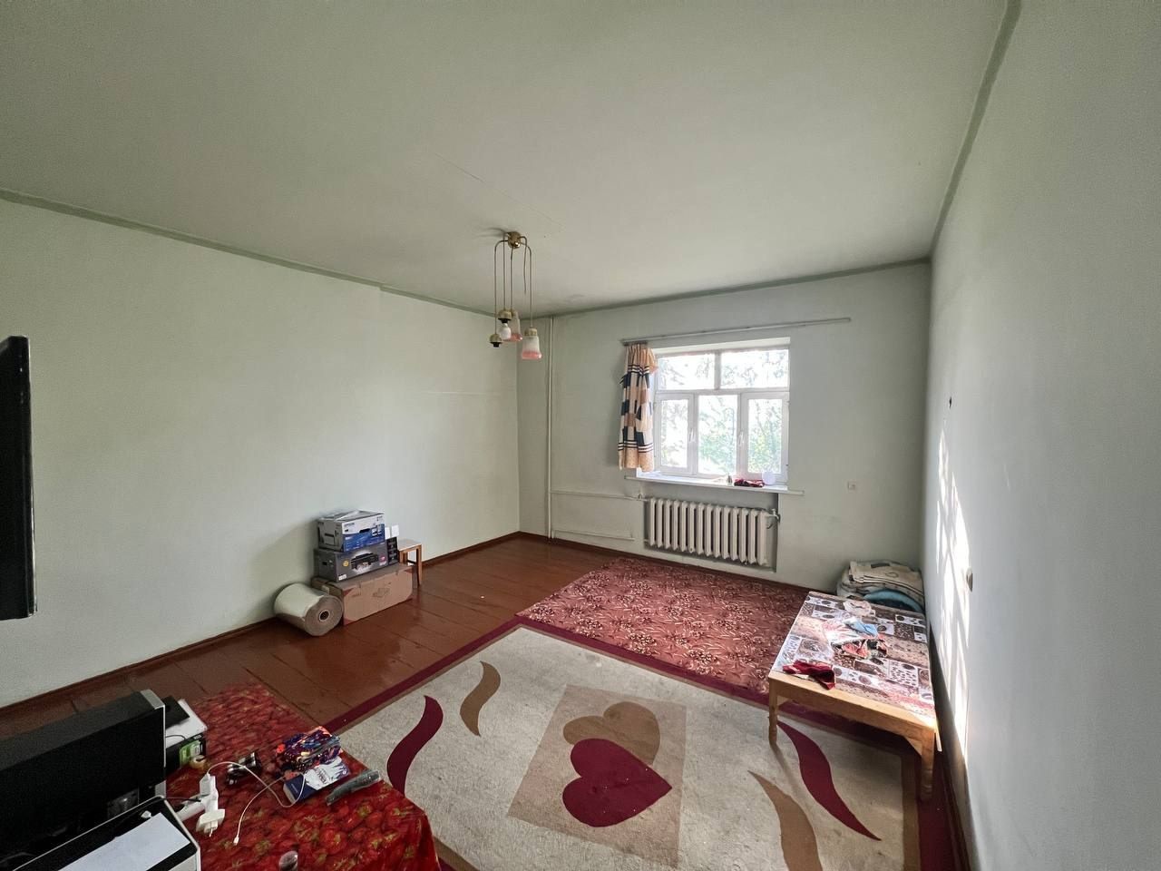 Продается трехкомнатная - 3/3/3, Мирабадский район, 80 кв/м.