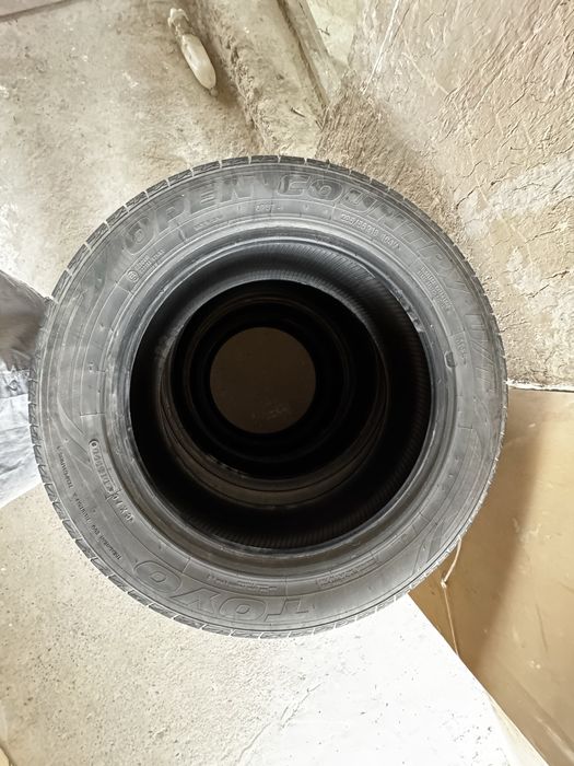 R18 Yapnskiy balo’n sotiladi 235/55 r18 Toyo