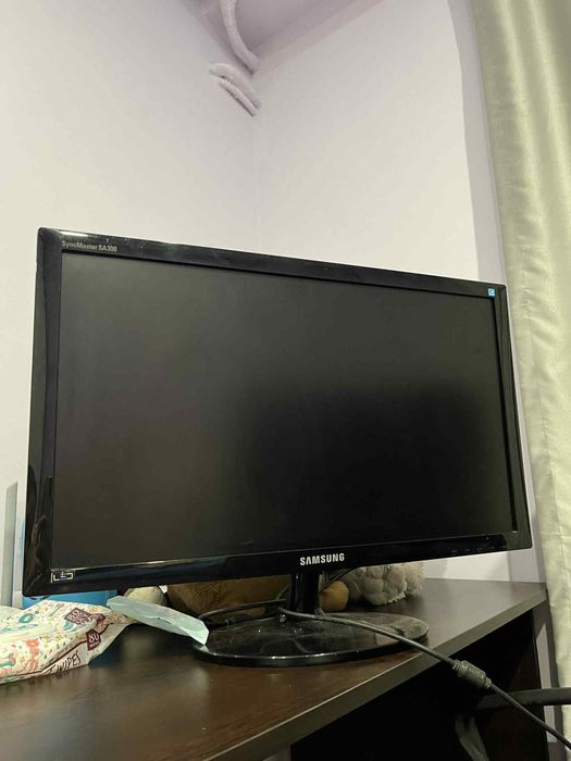 Монитор Samsung 24 инча