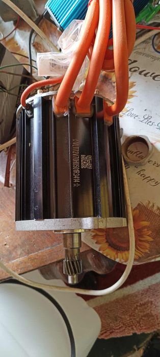 Vând motor de triciclu 3900w nou cu garanție