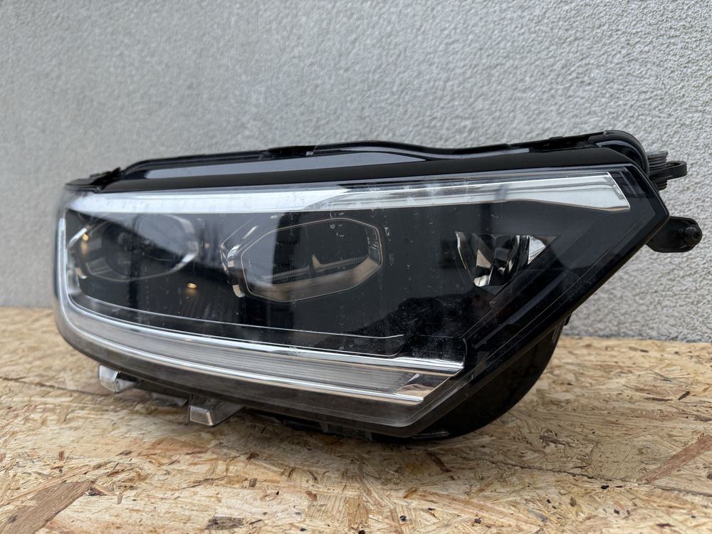 Far dreapta VW T-ROC Facelift IQ.LIGHT Full LED 2022+ Original Europa