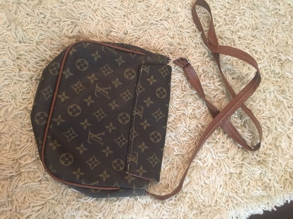 Geanta Louis Vuitton