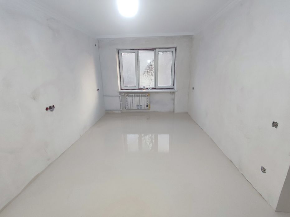 Малярные работы и Монтаж  Ламинат  заливка Наливных палов