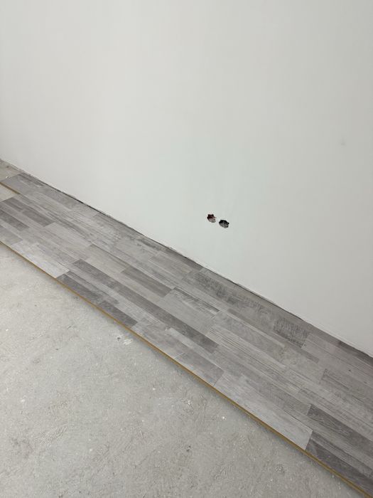 Продам новый ламинат