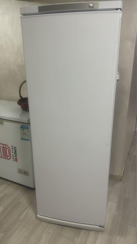 Морозильник indesit