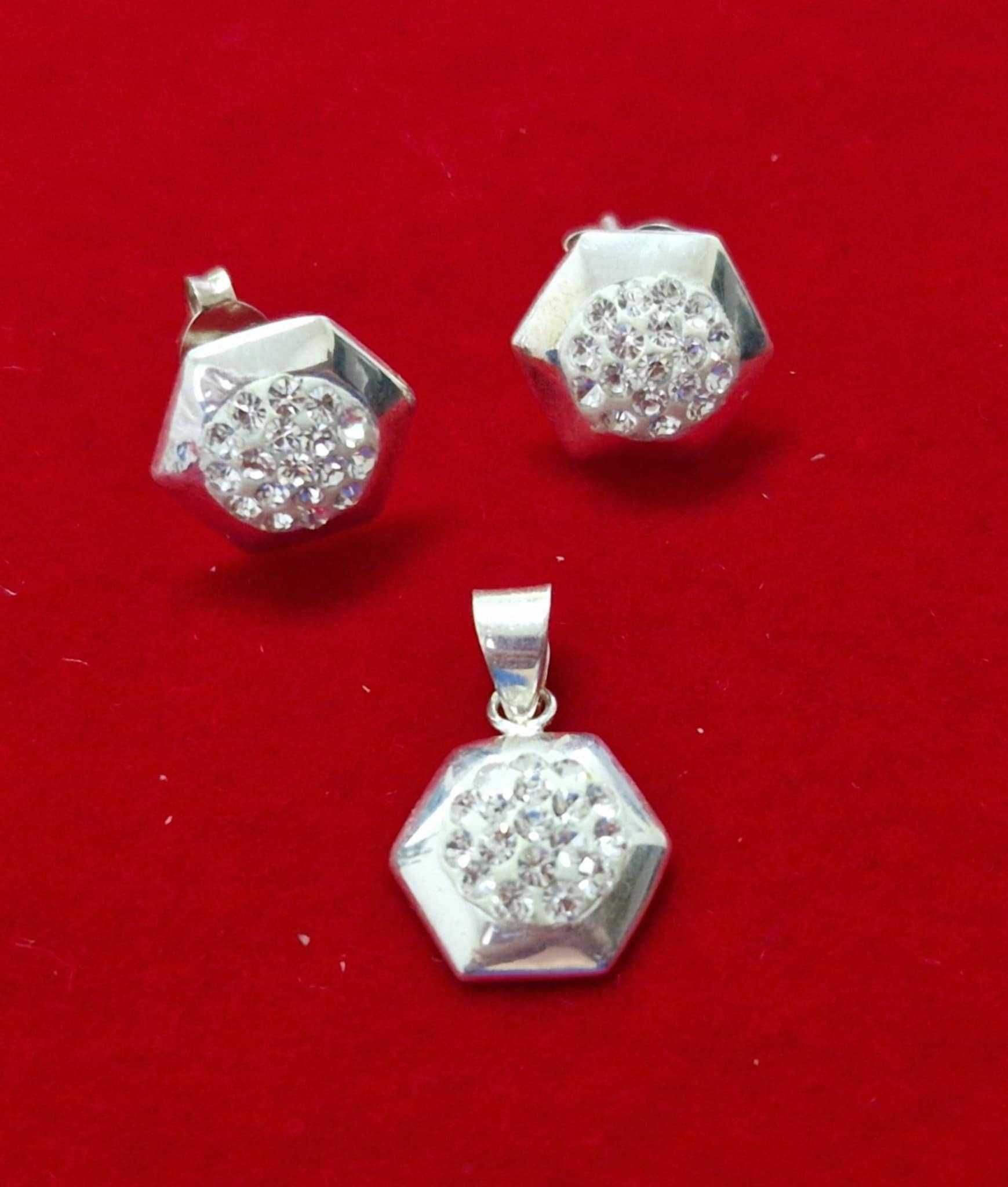 AG217, set argint 925,nou/marcat, zirconiu alb fatetat,ideal cadou
