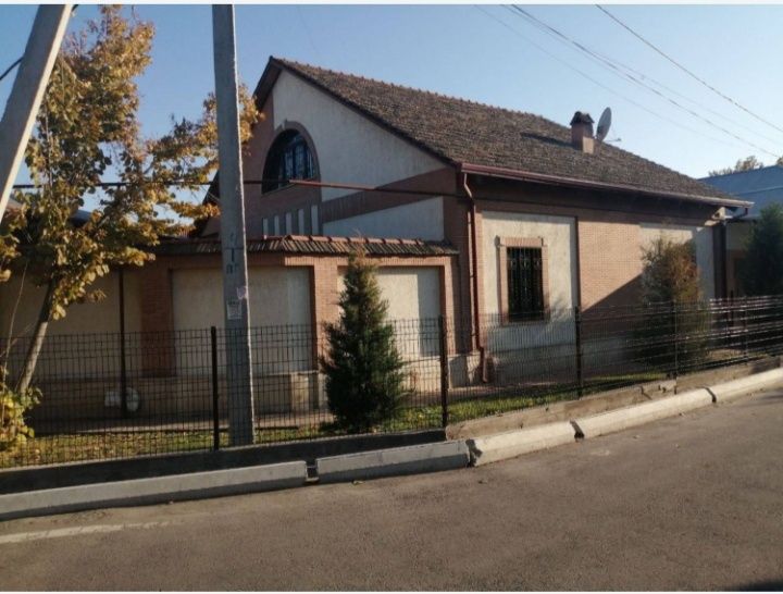 Юнусабад Ховли Продаётся!