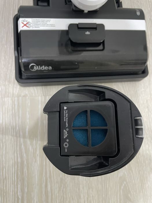 Пылесос продам срочно