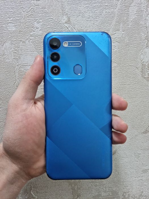 Продаю Tecno Spark 9, память 4+3/64, версия андроида 12, 5.000mah