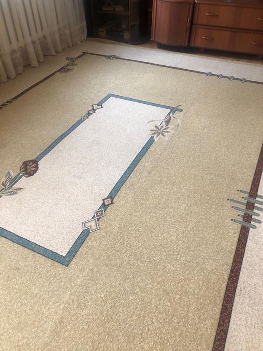 Продам ковер в отличном состоянии!