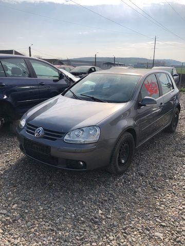 Dezmembrez Vw Golf 5 , gri, 1,9tdi tip BLS an 2007