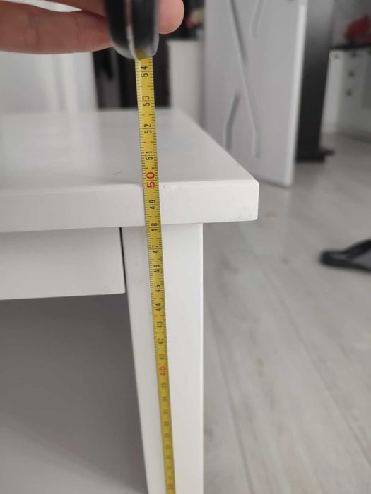 Поставка за телевизор . Бял с три отделни шкафа