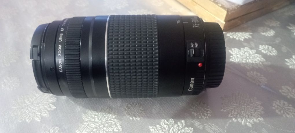 Canon obyektiv 75-300 xolati zo'r chetdan olib kelingan