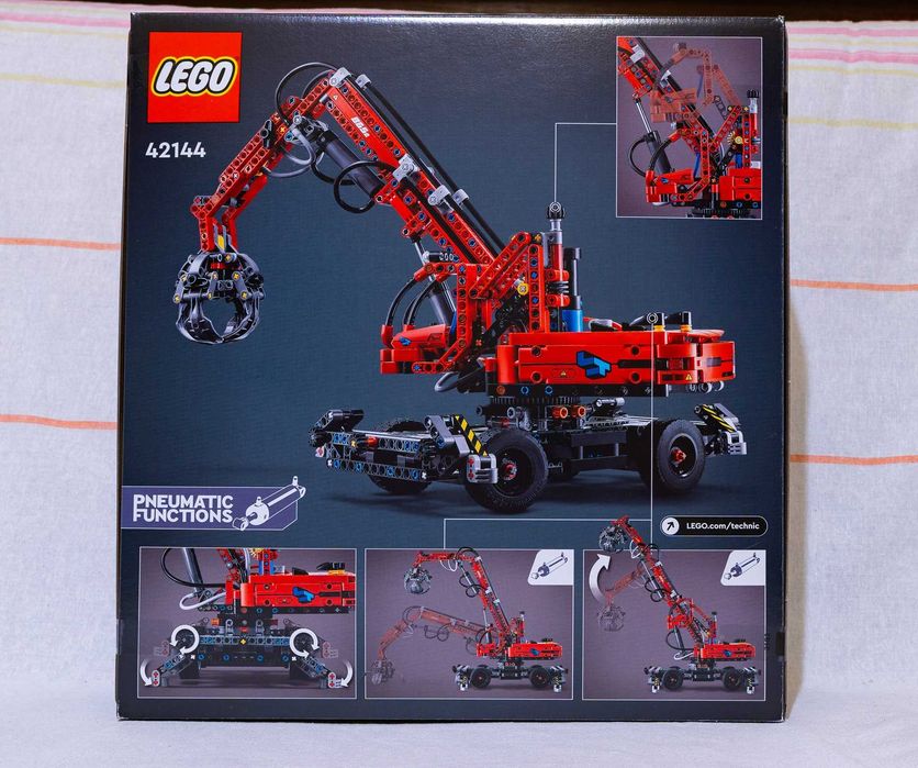 LEGO Technic 42144 - Manipulator de materiale [Sigilat]