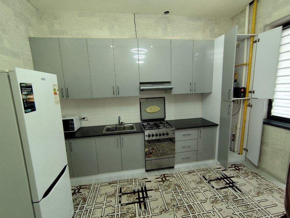 Сдаётся квартира Сергели 5-Бекат 2.хонали 70-кв.м Новостройка