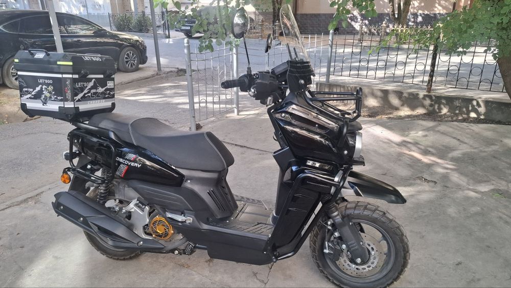 Продаётся скутер Tank Ciber full competition