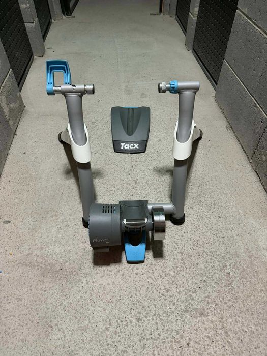 Home trainer Tacx Flow Smart + Antena ANT+ pt PC