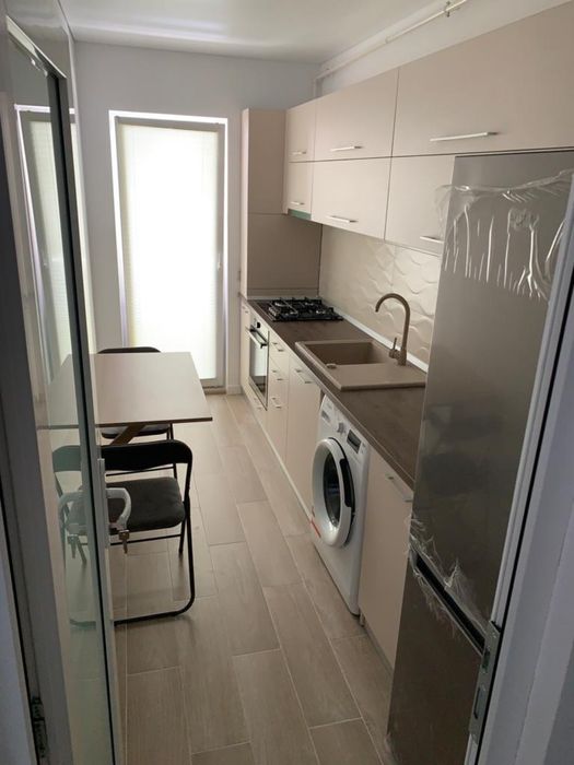 Proprietar vând garsoniera pollux residence