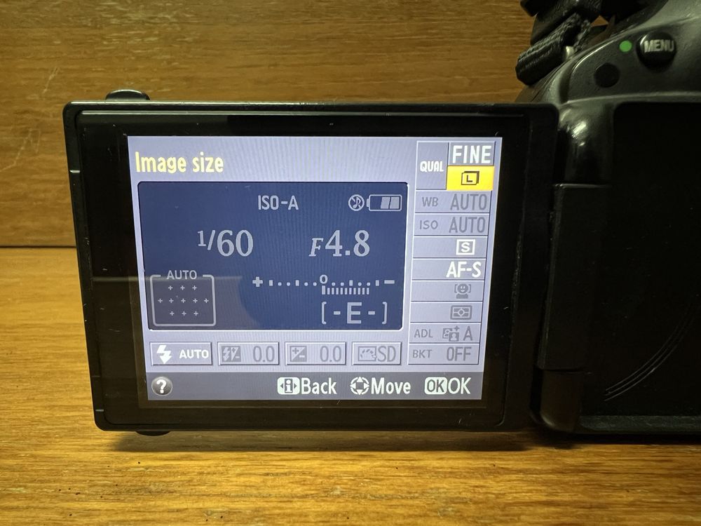 Nikon D5100 18-55mm комплект