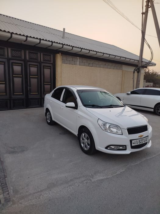 Продается автомобиль Нексия3