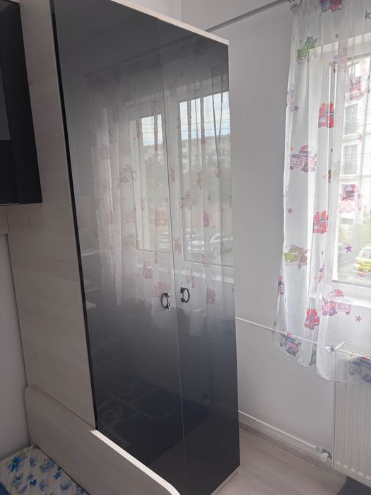 Dormitor single complet (pat, mobila, saltea)