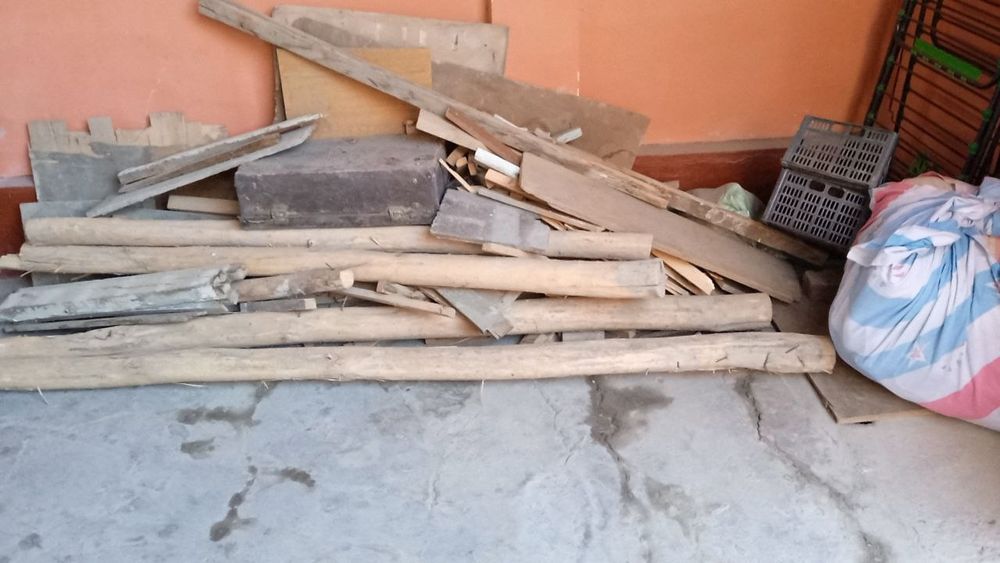 Утин сотилади курук ошхона учогига ёки печкага ёкса булади