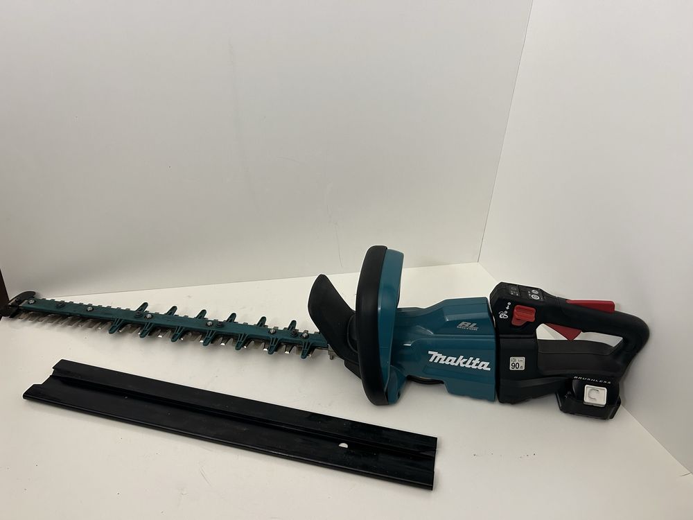 Makita DUH 502 masina de fasonat gard viu