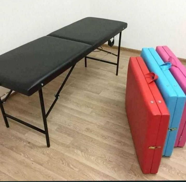 Кушетка кушетка.